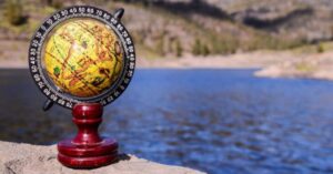 Atlas Bergen: Geography, Culture, and Natural Significance